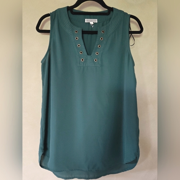 Pleiome Tops - Pleiome | Green Sleeveless Top, Size S